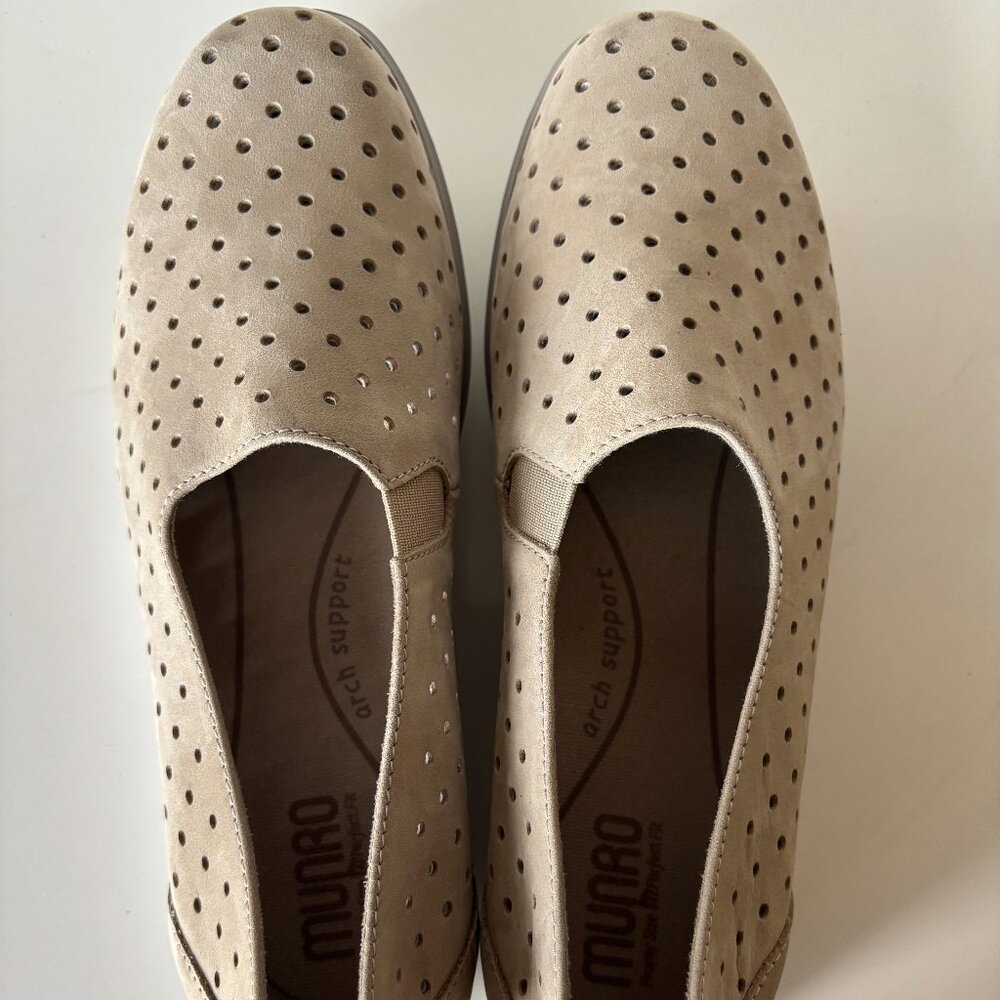 Munro Size 7.5M Gray Taupe Suede Perforated Leather Holes Ridley Skipper Nubuck - Picture 6 of 10